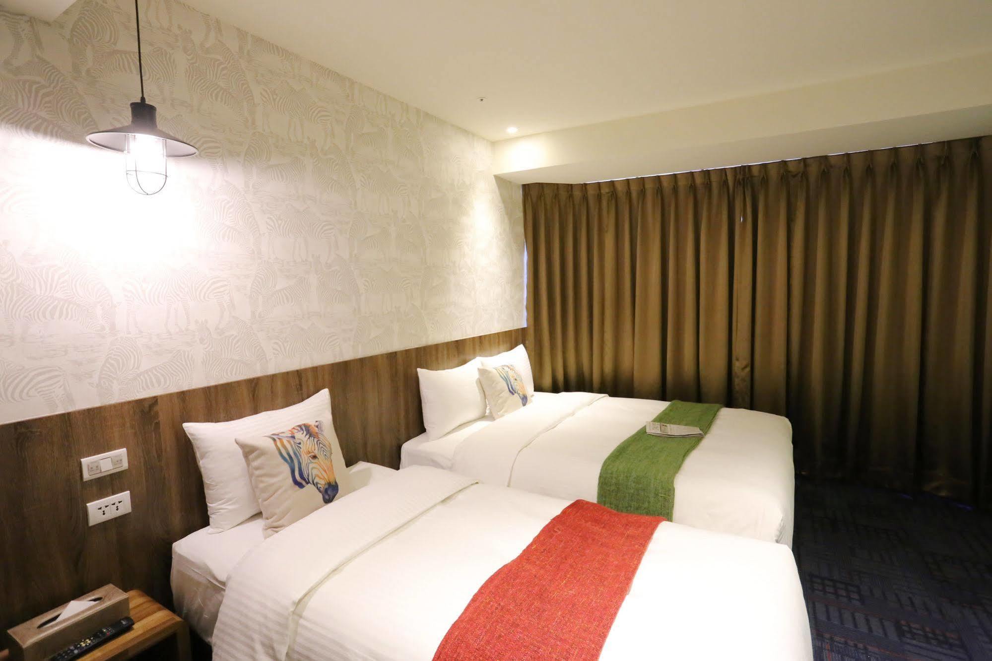 Ark Hotel - Changan Fuxing方舟商業股份有限公司 ไทเป ภายนอก รูปภาพ